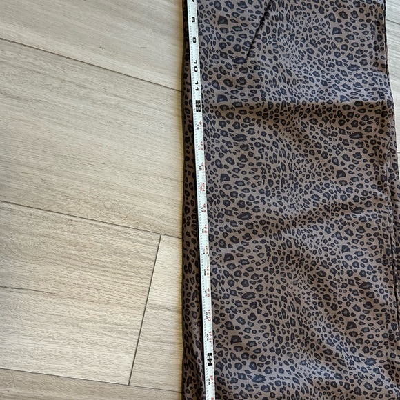 Leopard pants - Picture 5 of 12